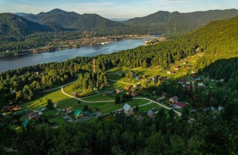 с. Озерное: Коттедж Зависть