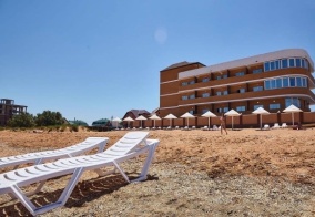 Отель Lotos Hotel в Пересыпь