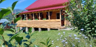 Чемал: Турбаза Госпожа Удача