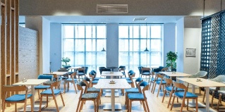 Астана: Отель Holiday Inn Express Astana Turan