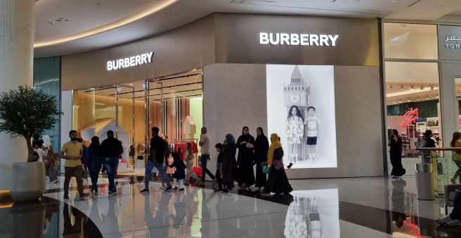 Burberry outlet clearance store dubai