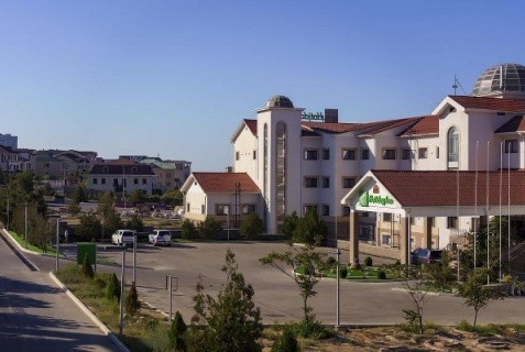Актау: Отель Holiday Inn Aktau-Seaside