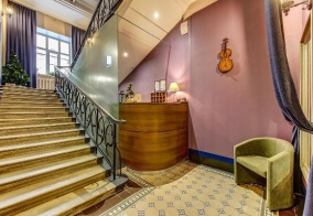 Отель Соната на Маяковского в Санкт-Петербурге