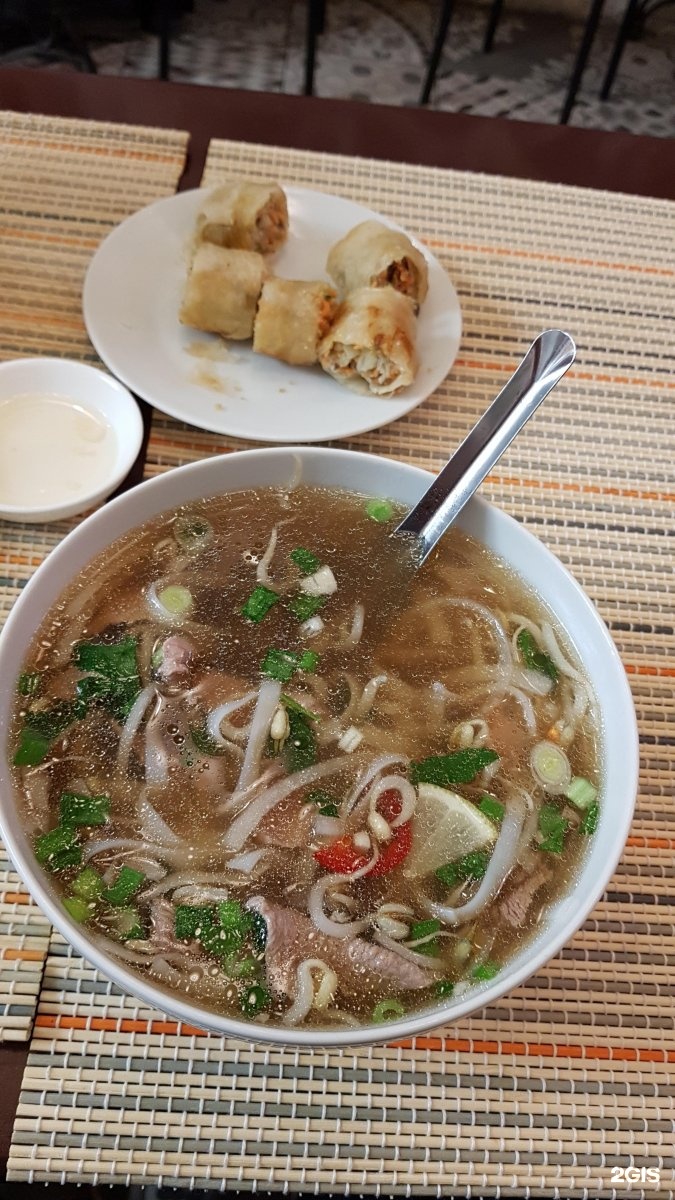 Pho вкусный. Вьетнамская закусочная pho, Новосибирск. Pho pho вьетнамский ресторан Новослободская. Pho вьетнамское кафе Новосибирск. Вьетнамская забегаловка.