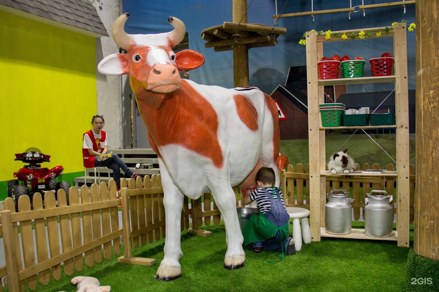 любогород в иркутске мтц новый. город иркутск силвирмол. любогород в иркутске. усадьба трапезниковых иркутск. игрушечная корова которую можно доить.