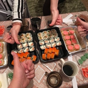 Фото от владельца SUSHIROLLS, служба доставки суши и роллов