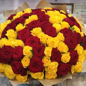 Фото от владельца А Алая Роза, цветочный склад-магазин оптово-розничной торговли