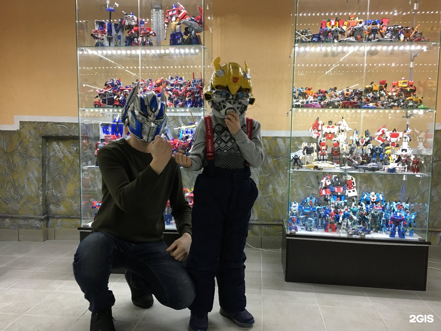 Музей роботов трансформеров. Музей роботов пермь. Музей роботов пермь. Музей роботов трансформеров пермь. Музей роботов в перми.