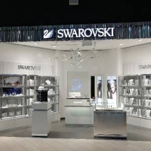 Фото от владельца Swarovski, салон