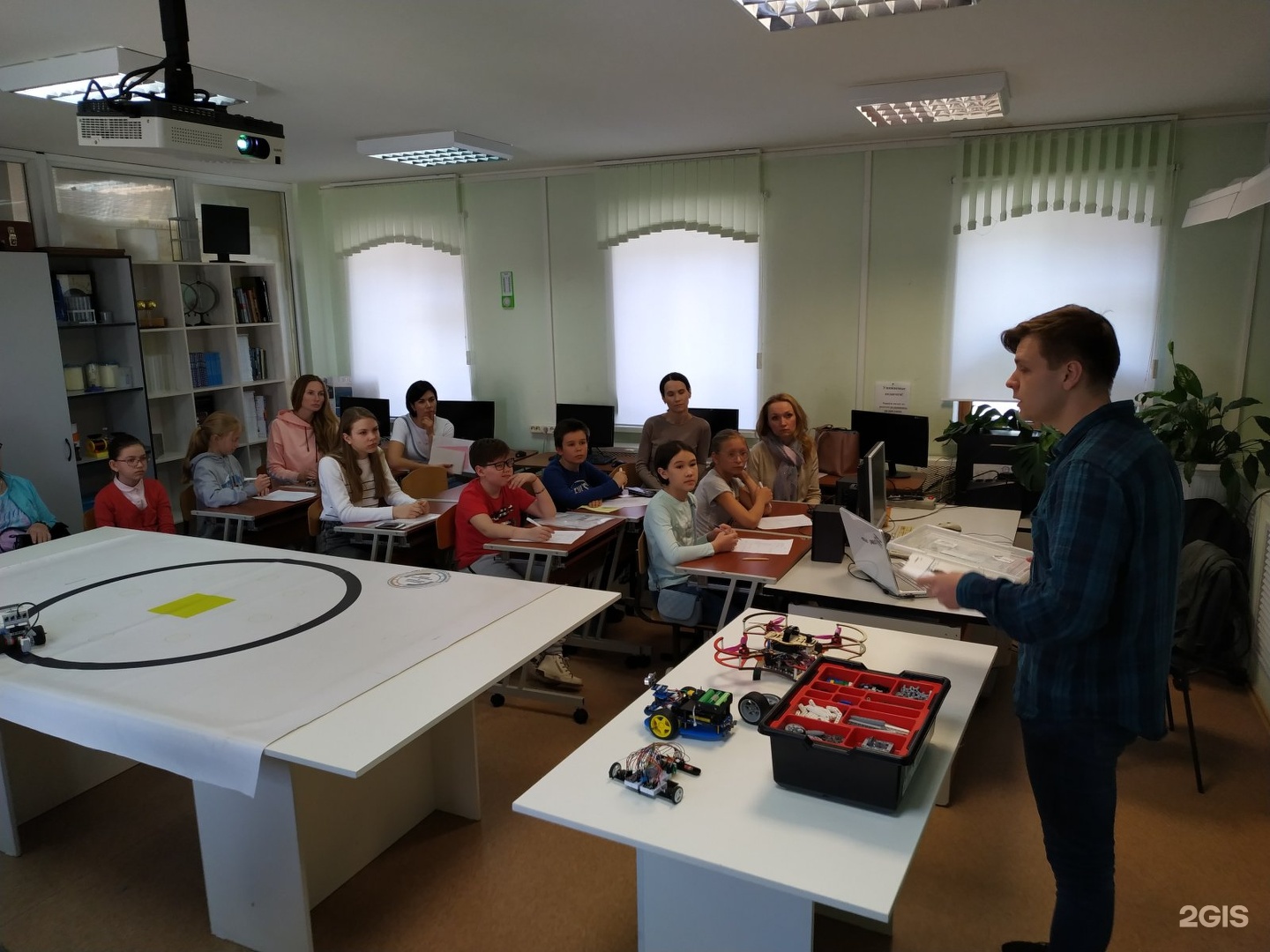 школа лобачевского казань. академический лицей лобачевского казань. школа лобачевского казань. школа прогресс казань. и.