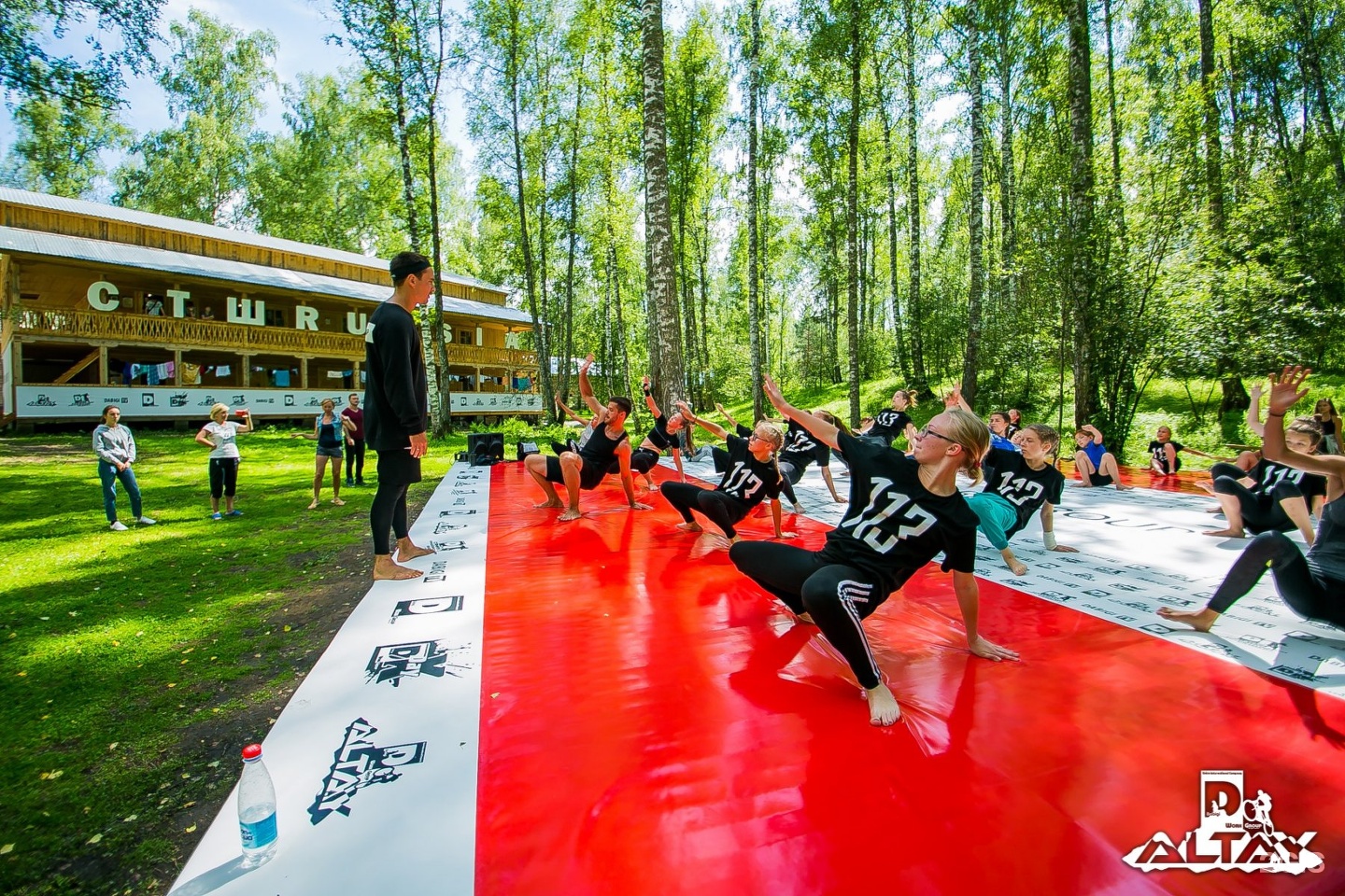 Самая спортивная группа. Дабиджи. Дабиджи лагерь. Лагерь Дабиджи в Алтайском крае. Дабиджи Томск.