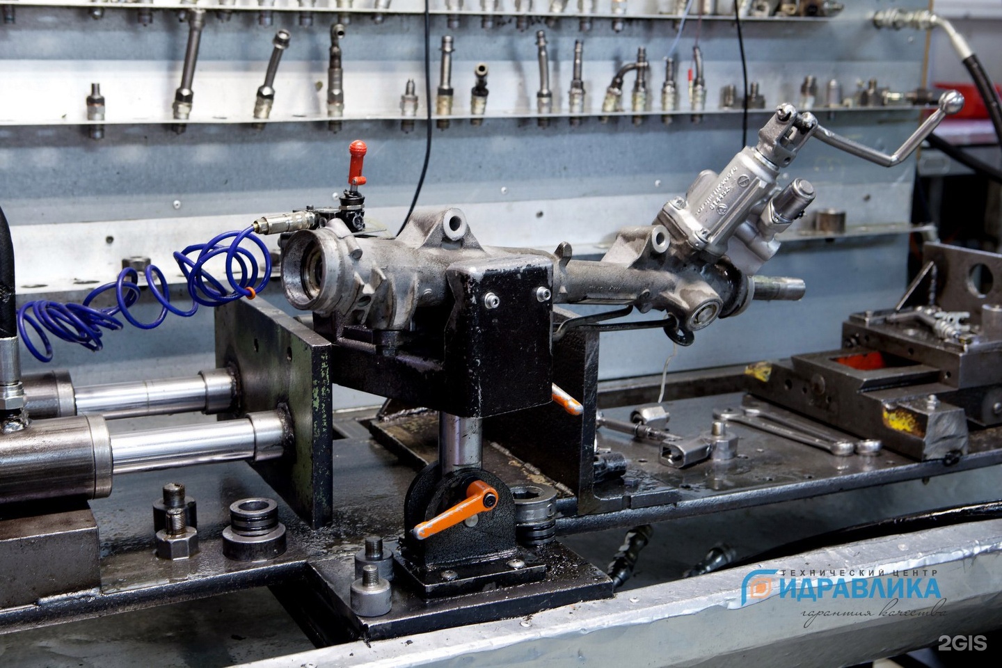 Гидравлика на нагатинской. Техническая гидравлика. Магазин гидравлики в москве. Втулка сальниковая. Гидравлика на нагатинской ремонт.