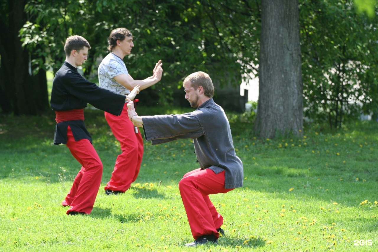 Здравие москва. Академия здравия кадуцей. Здравия луганск медицинский центр. Клиника здравие про москва. Здравие москва.