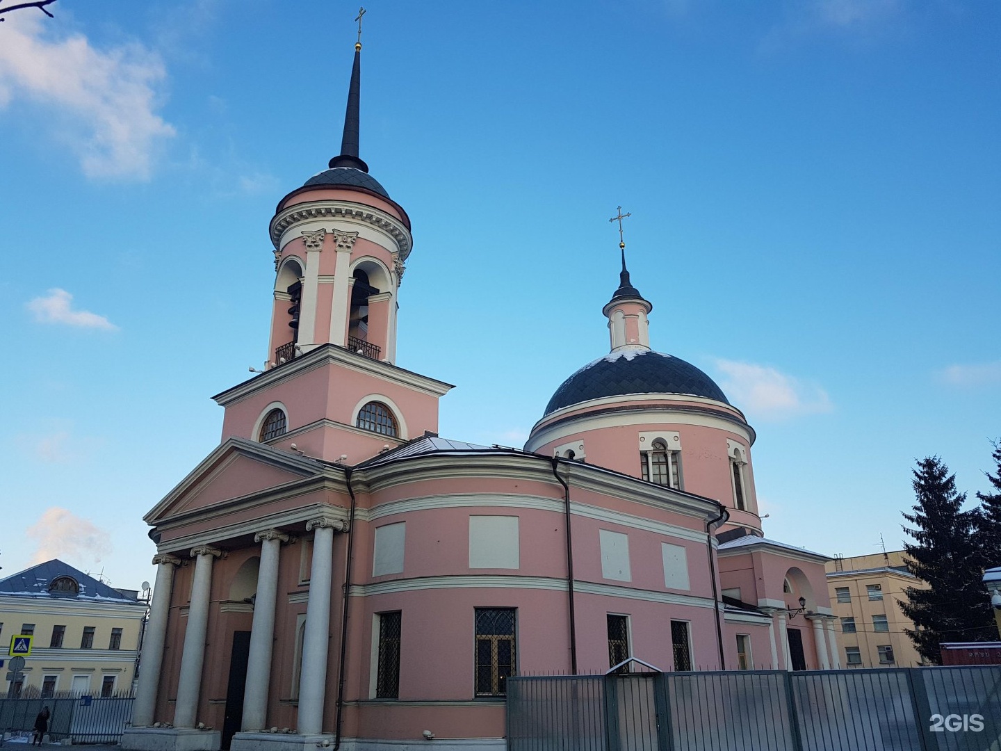 Иверский храм на большой ордынке. Москва Иверская Церковь на большой Ордынке. Храм Иверской иконы Божией матери на большой Ордынке. Храм на Всполье храм Иверской иконы. Церковь Екатерины на Всполье фасад.