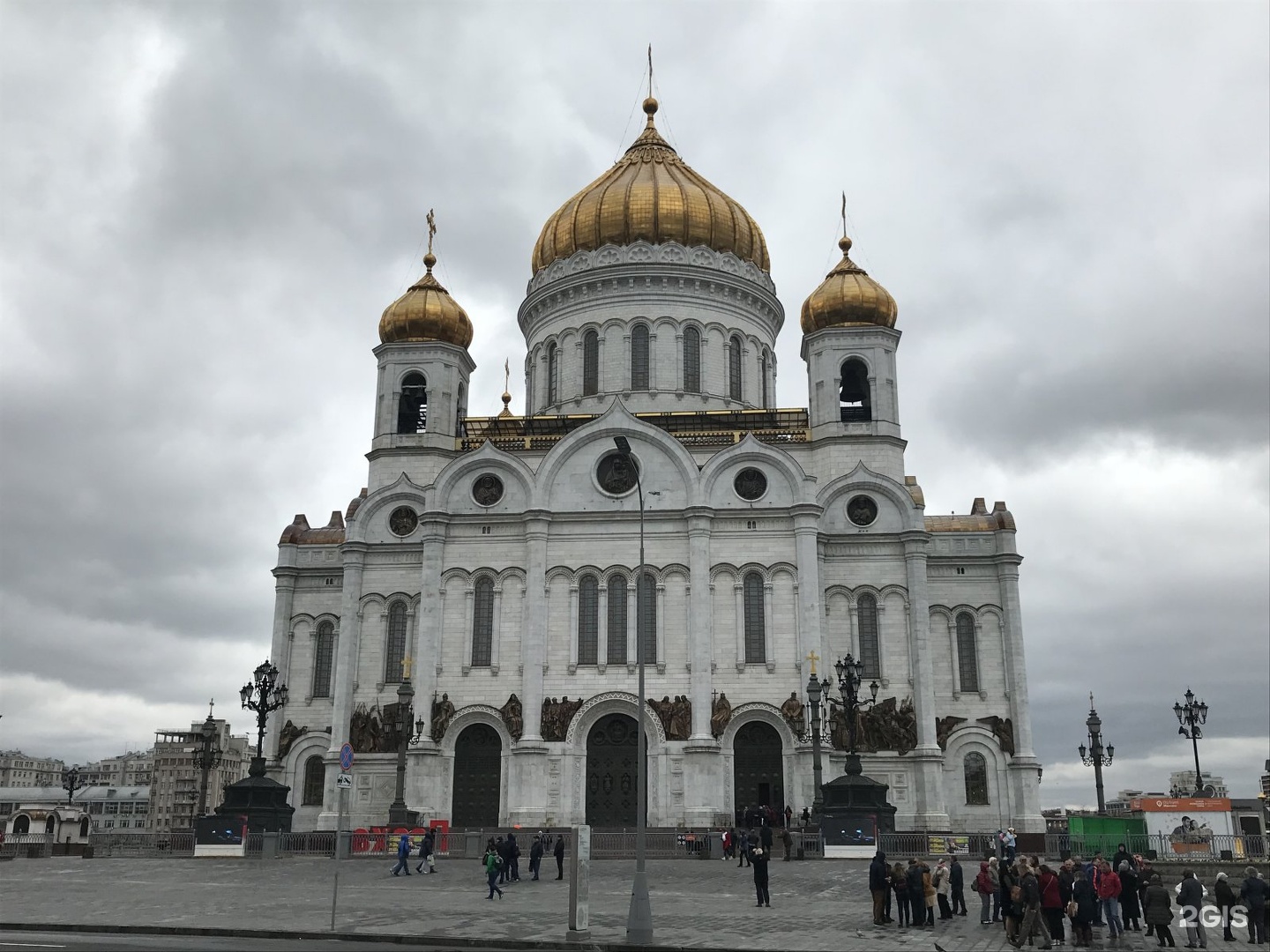 Москва улица волхонка 15. Храм на Волхонке. Храм Христа Спасителя панорама. Москва улица Волхонка 15 кафедральный Соборный храм Христа Спасителя. Пущенская Церковь.