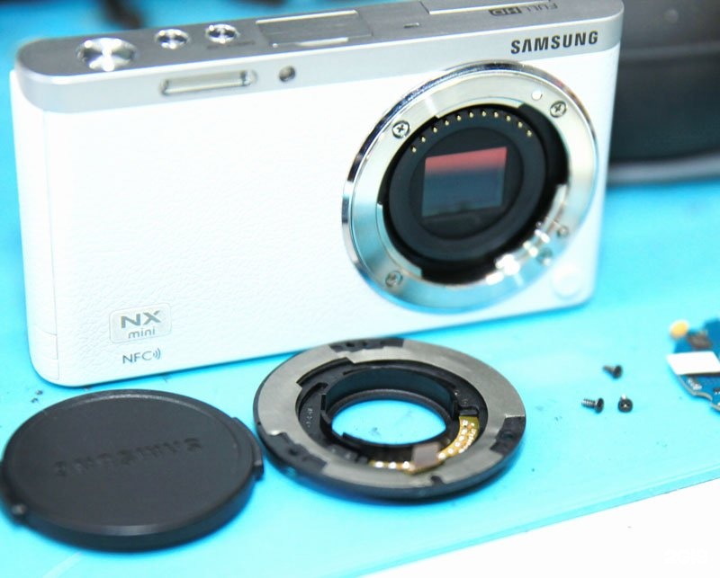 Ремонт камер samsung. Объективы для фотоаппарата самсунг НХ мини. Samsung nx10 переходник не видит мануальный объектив. Camera Lens Samsung s23 Plus.