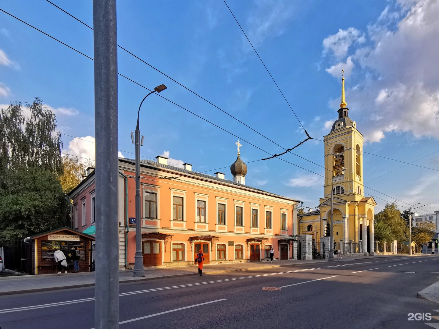 храм на большой полянке