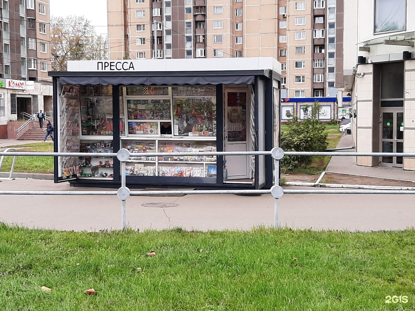 Ул енисейская 19 1. Москва с ларьками и без. Ларек клубника Москва. Енисейская улица, д. 19к1. Енисейская 19 корп 1.