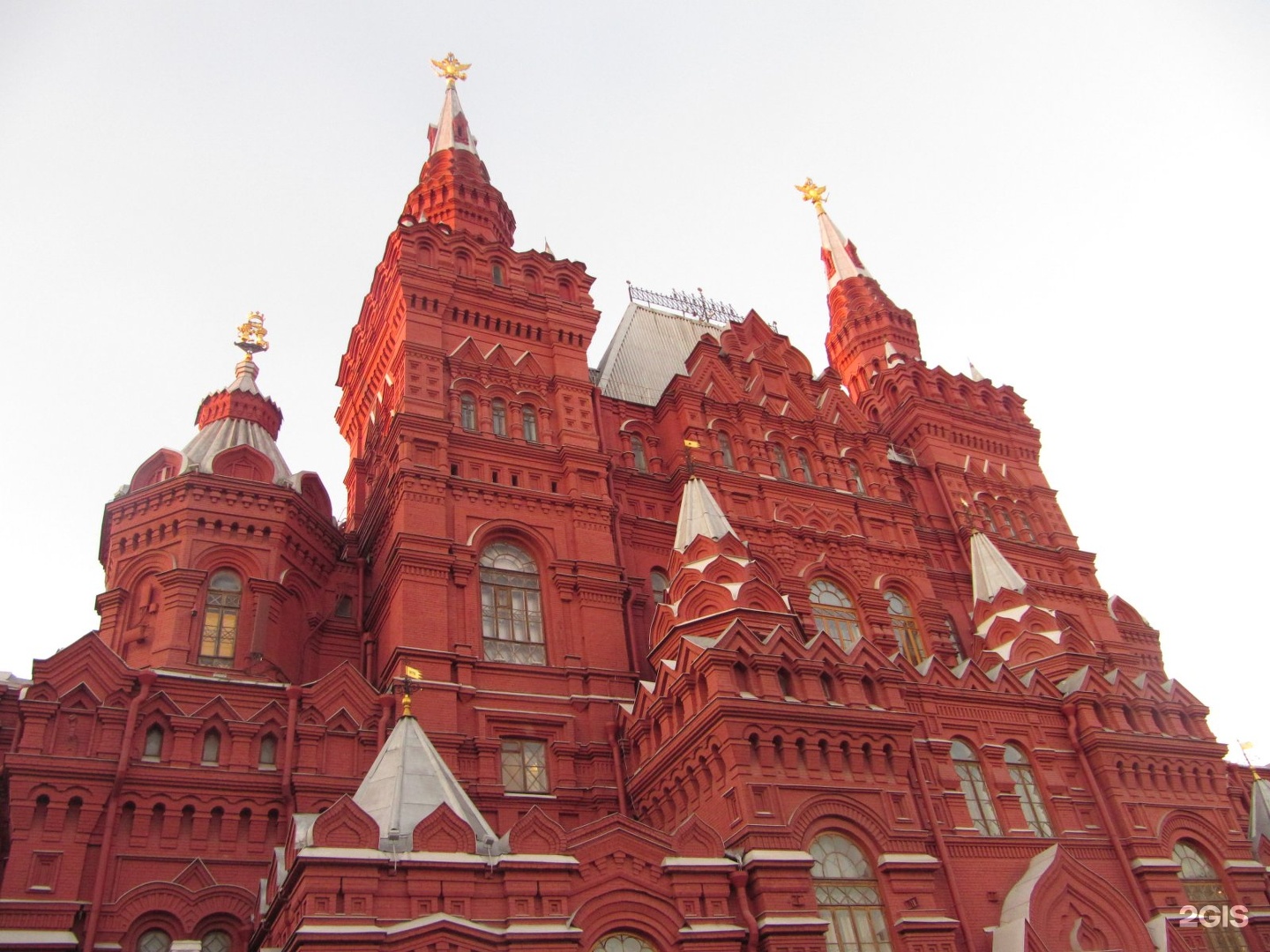 Red square режимы. Москва красная площадь 1 государственный исторический музей. Красная площадь исторический музей Краснодар. Опиши исторический музей в Москве. Музей красно белый в Москве.