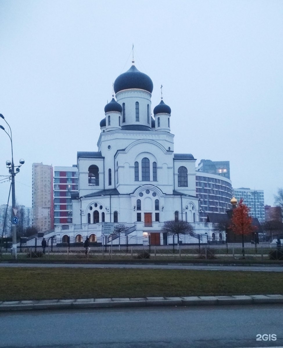 Школа мытищи новомытищинский проспект. Храм Рождества Христова Мытищи. Храм Рождества Христова, Мытищи, Новомытищинский проспект, 6. Мытищи Церковь на Новомытищинском проспекте. Владимирский храм Мытищи.