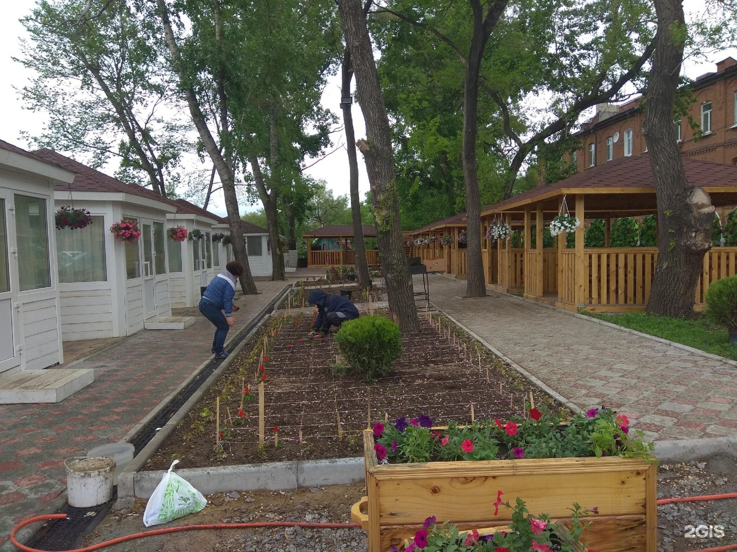 Загородный очаг. Загородный очаг Хабаровск. Переулок конечный 2в в Хабаровске загородный очаг. Кафе загородный очаг Хабаровск. Конечный переулок 2в Хабаровск.