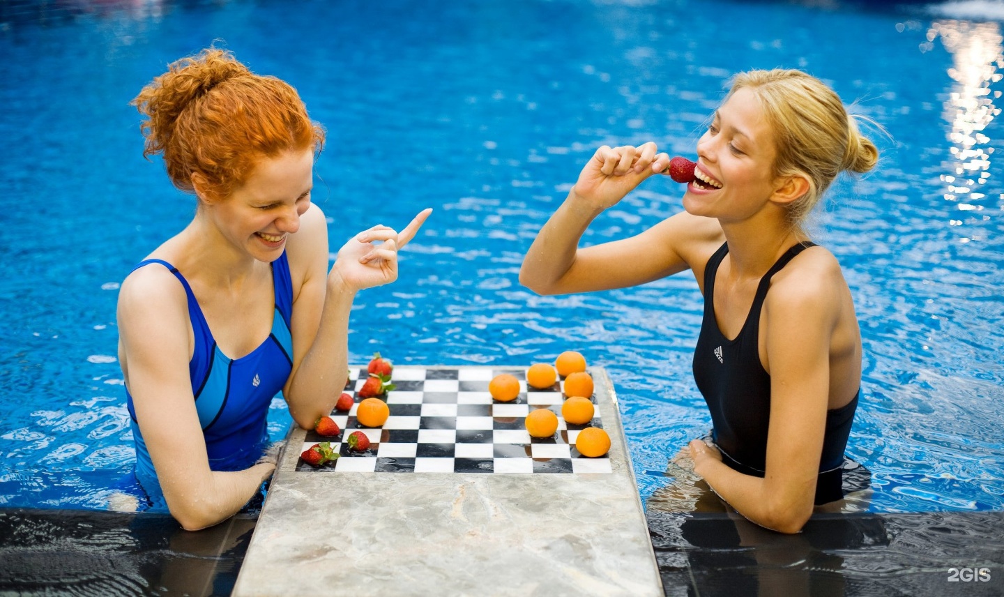 Wellness bridge. Спа отель Сокос на Васильевском острове бассейн. Биржевой переулок 4 Сокос отель спа. Сокос спа на Васильевском бассейн. Спа Палас бридж фитнес.