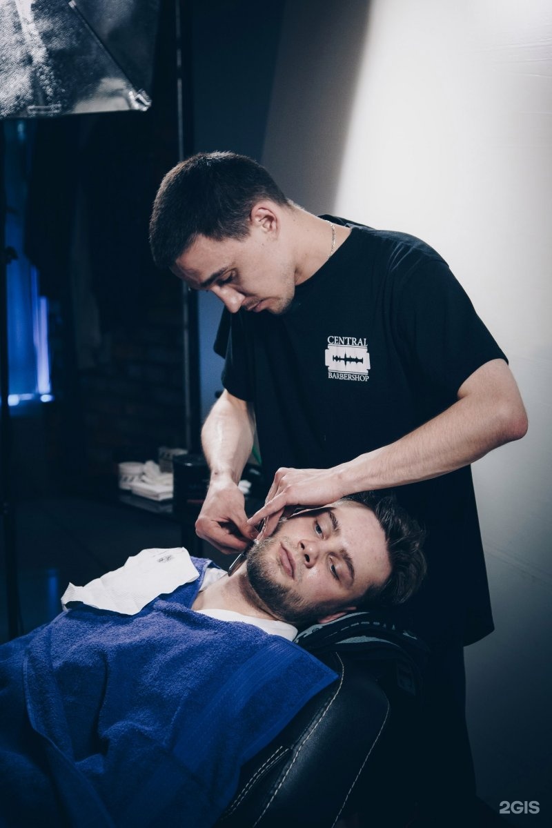 Кул мен барбершоп Тверь. Central Barbershop. Мужской шампунь барбершоп.