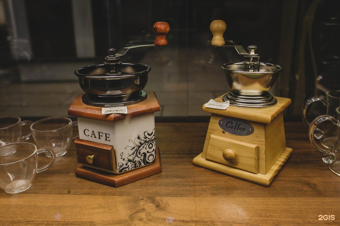 Самовар кофе. Кофейный самовар. Самовар чайный бутик. Самовар магазин чай. Двухсекционный самовар для кофе и чая.