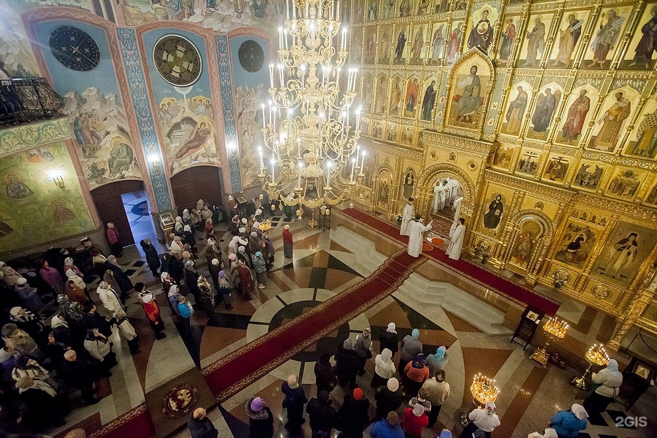 Храм Рождества Христова в Новокузнецке внутри