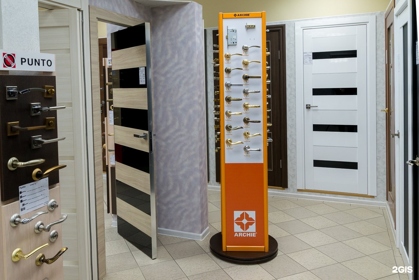 стаханова, 2. гагарина 27/6 оренбург. туапсе ул кронштадтская 30 сдэк. стаханова 56/2 липецк. октябрьская 65а сдэк.