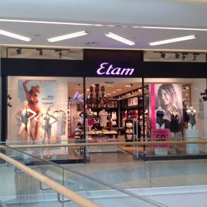Фото от владельца ETAM, сеть магазинов женского нижнего белья и чулочных изделий