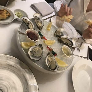 Фото от владельца The Oyster bar, первый устричный бар-ресторан