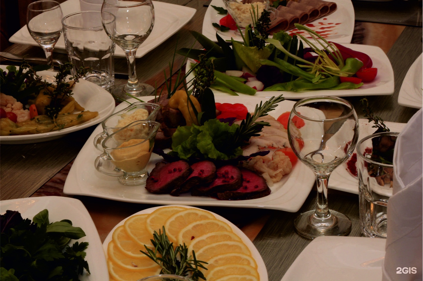 Ресторан янтарь в красноярске фото