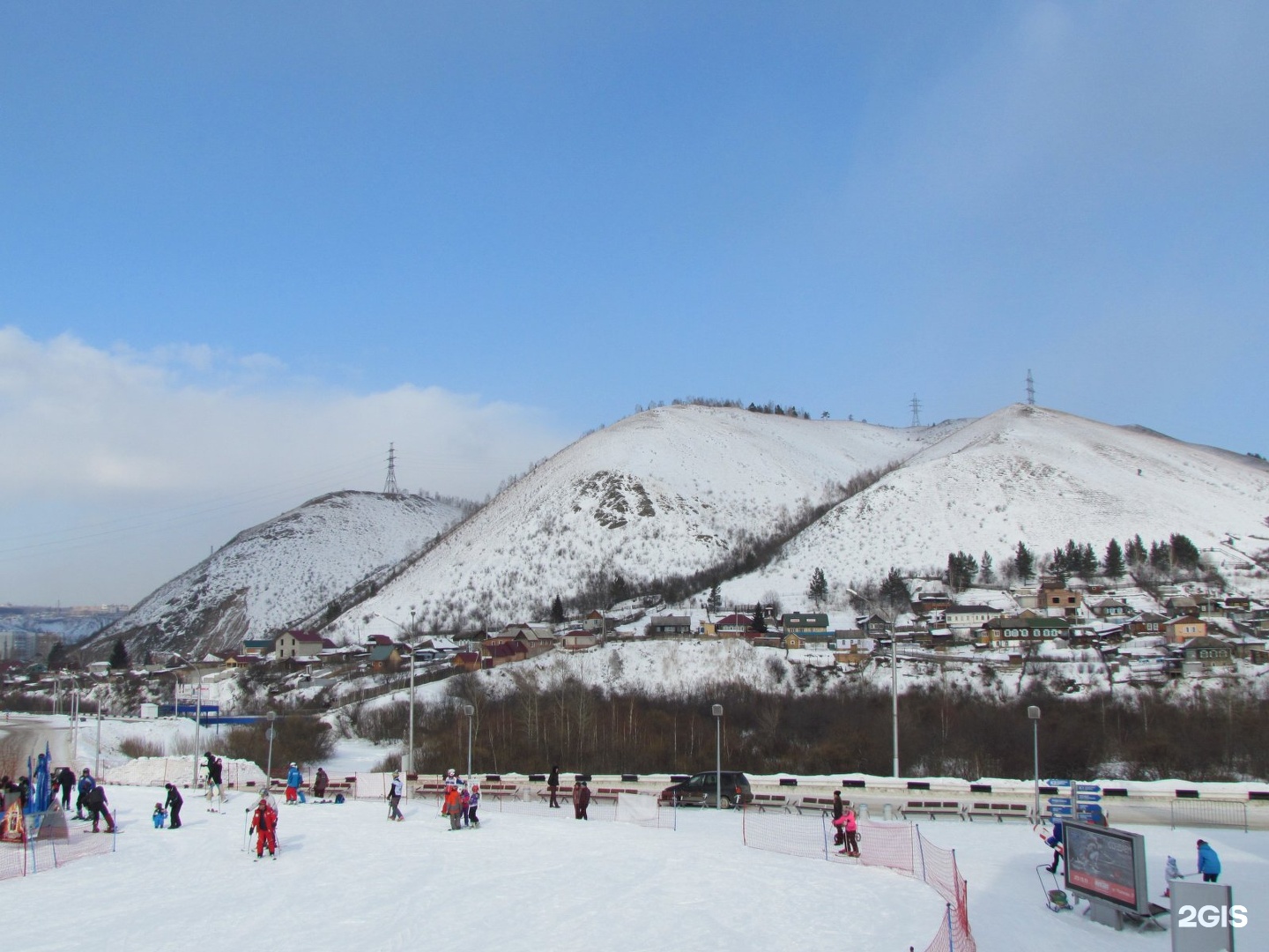 Краспрокат красноярск. Бобровый Лог Красноярск. Фанпарк Бобровый Лог. Кафе Бобровый Лог Красноярск. Бобровый Лог Ижевск.