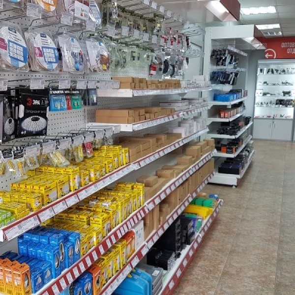 ЧИП и ДИП, сеть магазинов приборов и электронных