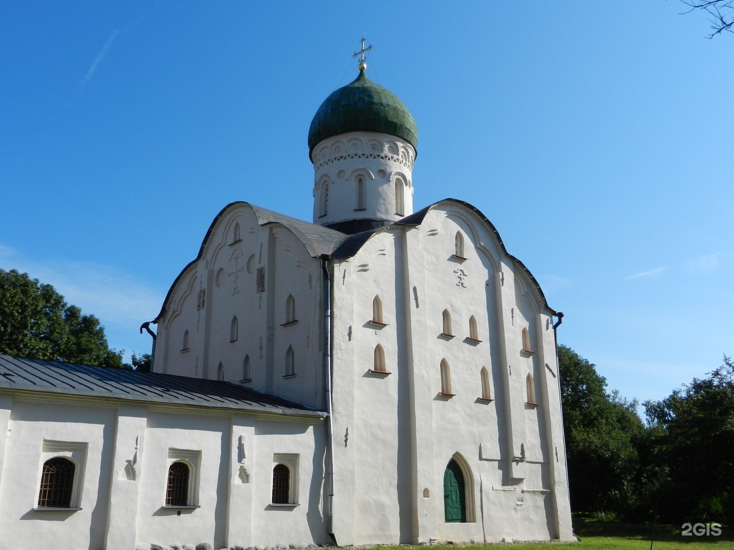 Церковь федора стратилата на ручью в новгороде фото