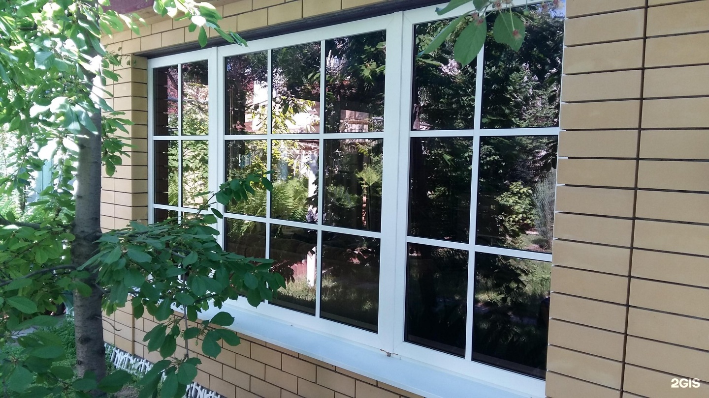 замер пластиковых окон. монтаж пластиковых окон. установка окон астрахань. установка стеклопакетов. установщик пластиковых окон.