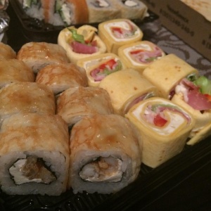 Фото от владельца Студия Суши, служба доставки блюд японской и итальянской кухни