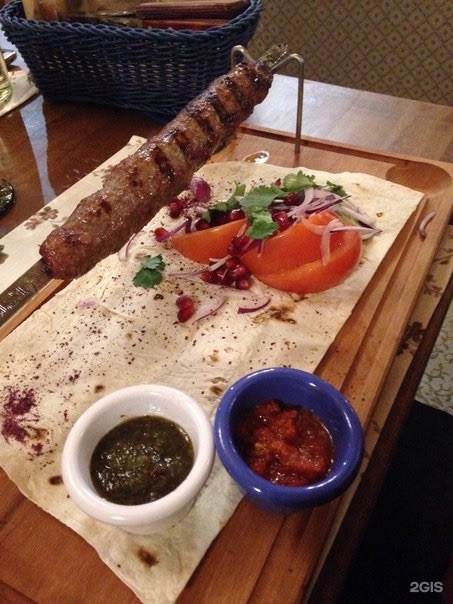 Кафе барашка на гранате екатеринбург. Ресторан барашка на гранате. Барашек ресторан екатеринбург. Грузинский ресторан в екатеринбурге. Ресторан барашка на гранате екатеринбург.