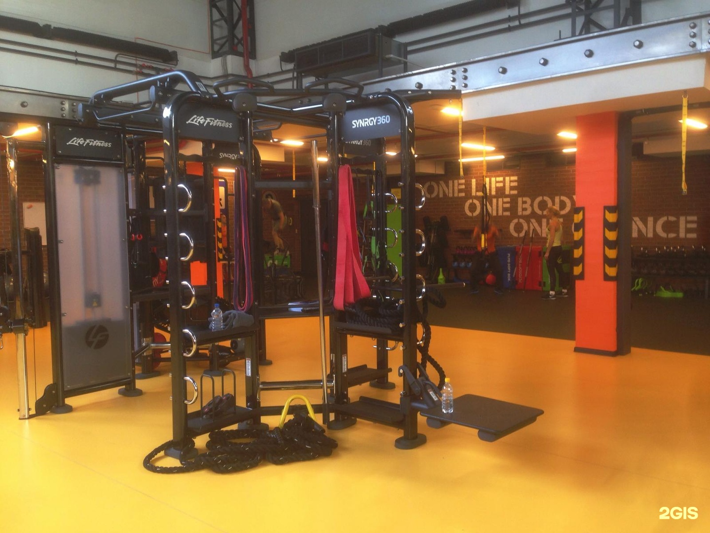 Garage gym екатеринбург. Garage Gym в бизнес-центре "Онегин".