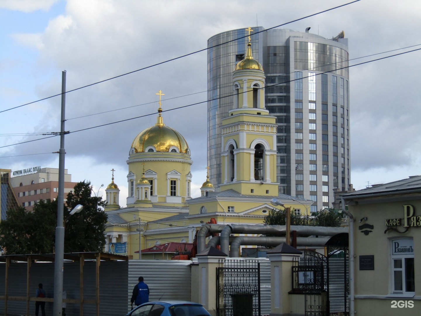 Церкви куйбышева. Храм на розы Люксембург в Екатеринбурге.