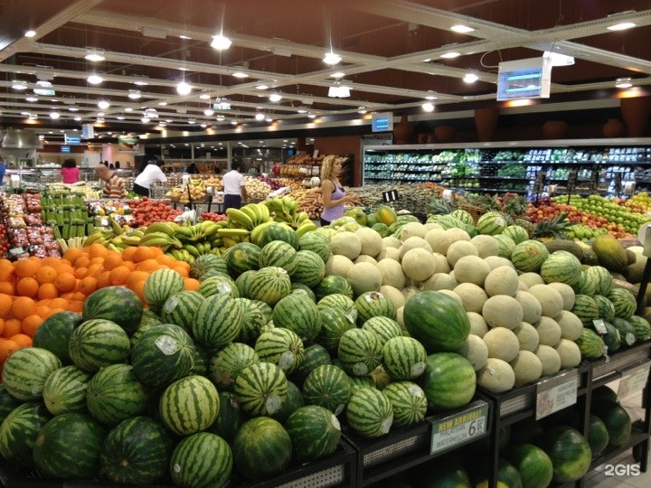 Spinneys dubai. Spinney's Шарджа.