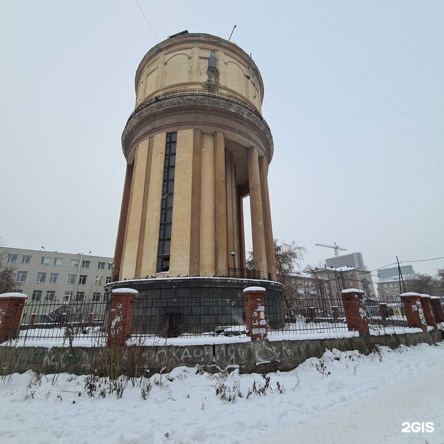 Фото: Водонапорная башня, достопримечательность, ул. Ватутина, 29/1, Новосибирск