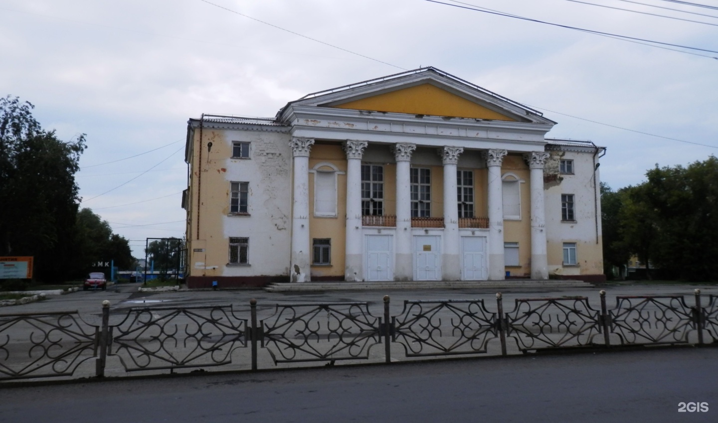 Новороссийская челябинск. Новороссийская 63 Челябинск. Челябинский театр современного танца здание. Новороссийская 2 Челябинск. Новороссийская 182 Челябинск.