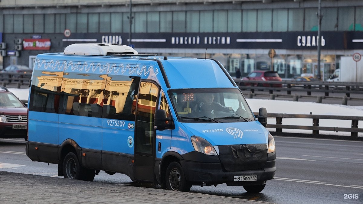 Автобус 318 нижний новгород. Нижегородец-2227uu Iveco Daily. Нижегородец 2227uu. Автобус 318. 318 Автобус маршрут.