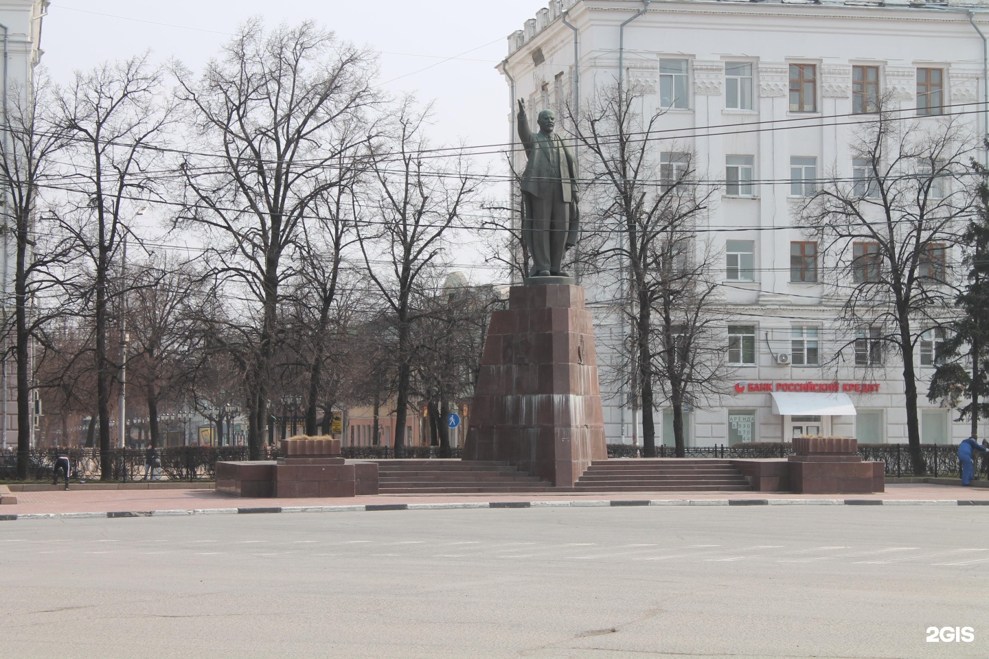 Рязань ленина 2. Аллея на Ленина Рязань. Ленина 51 Рязань. Памятник Ленину в Рязани. Блины пл. Ленина в Рязани.