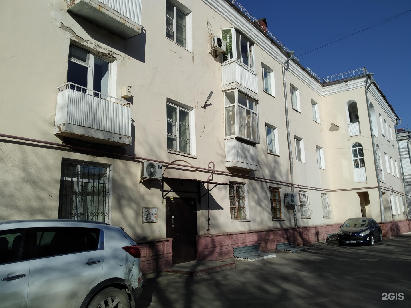 Кустанай город проспект абая. Абая 28 костанай. Абая 28. Костанай казахстан. Улица абая казахстан.