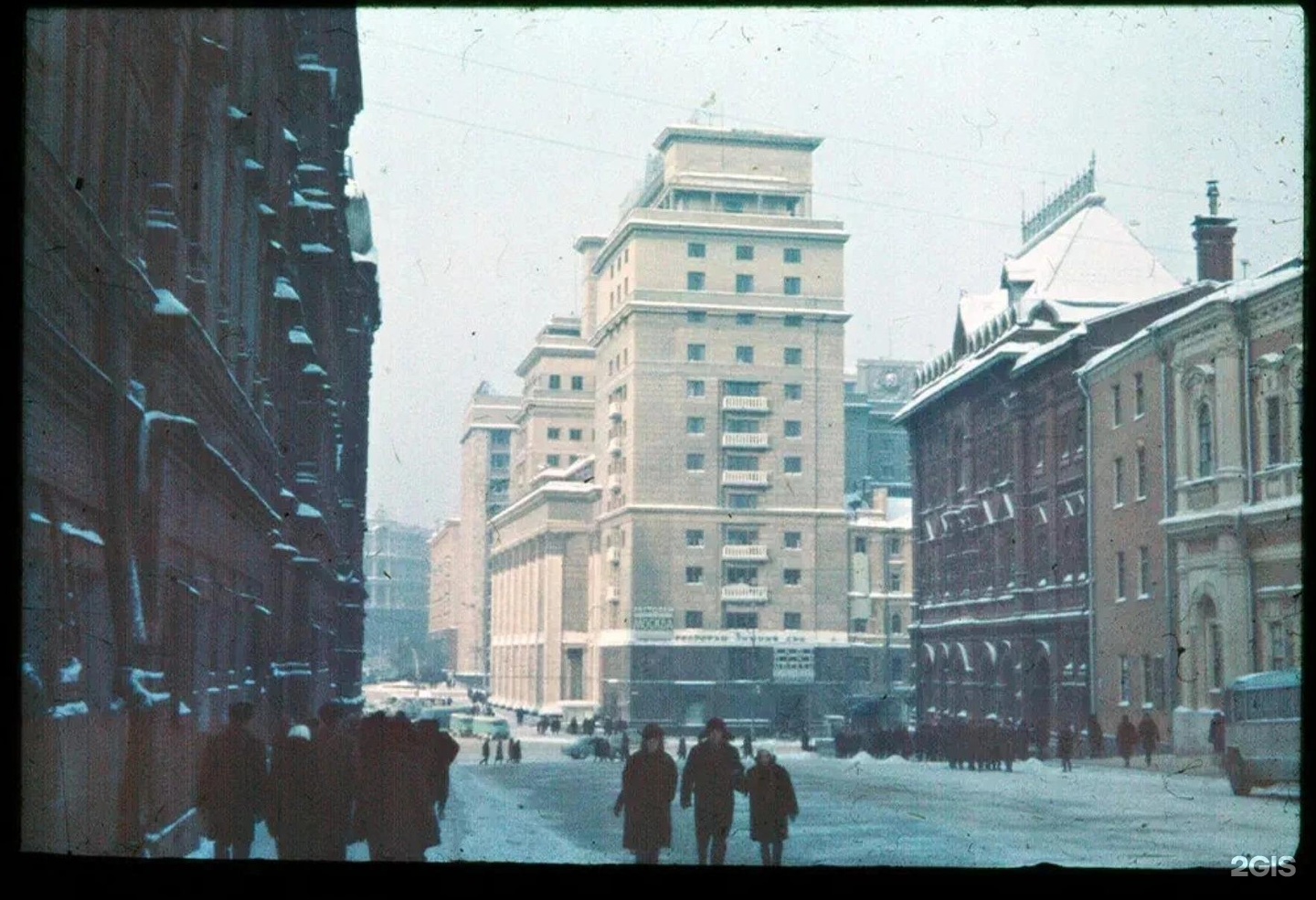 Москва воспоминания. Исторический проезд Москва. Покровские ворота Москва. Гостиница Москва 1967-1968. Исторический проезд, 1 дом.