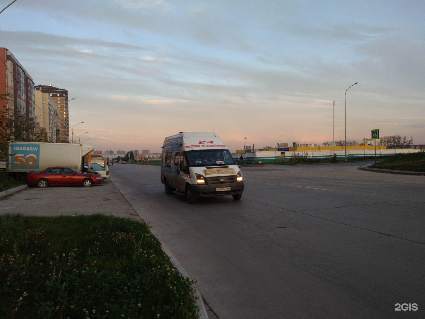 Водитель новосибирск свежие. 24 Автобус Новосибирск. Новосибирск октябрь 2022. Новосибирский район. Октябрьский район Новосибирск.