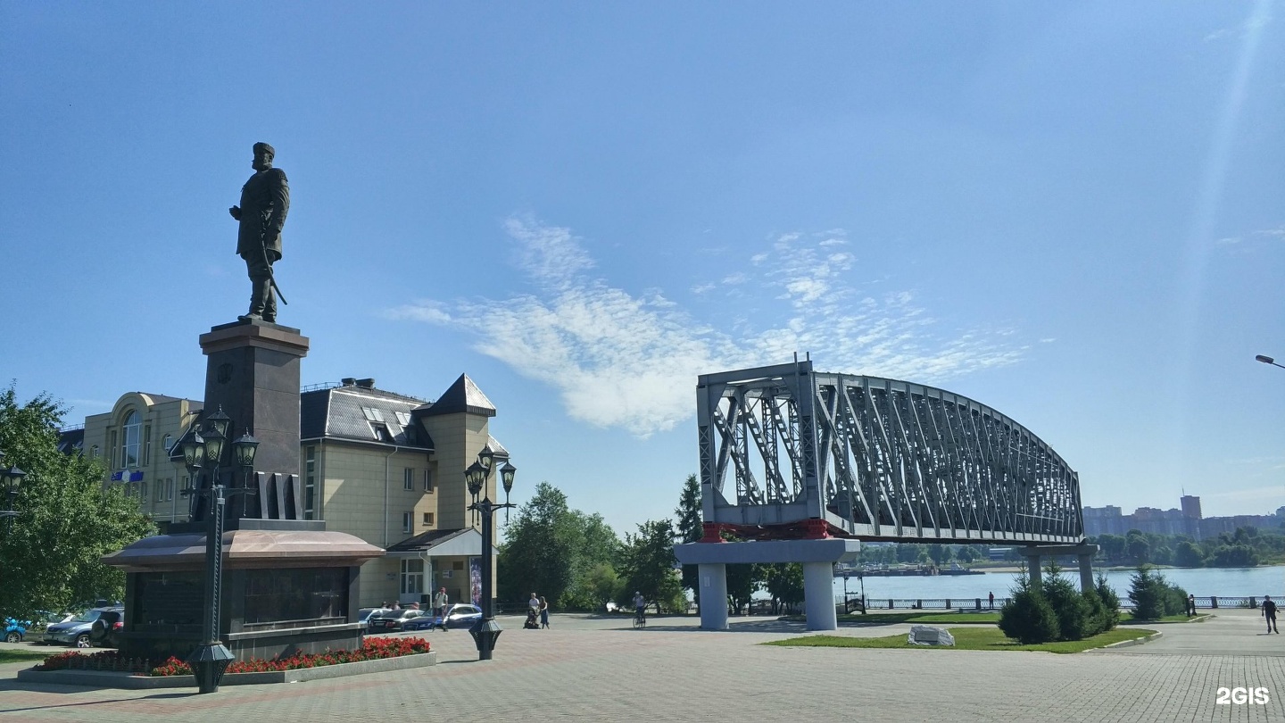 Памятник начало. Парк городское начало Новосибирск. Памятник мосту в Новосибирске. Памятник городское начало Новосибирск. Памятник на набережной в Новосибирске.